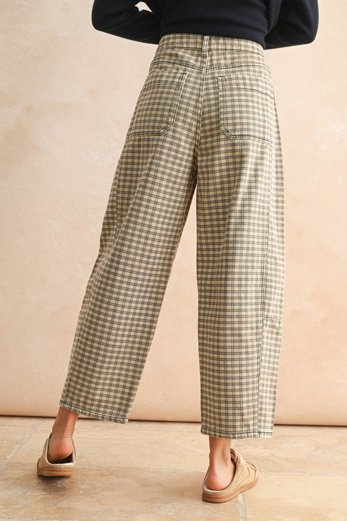 Mini Checker Pattern Barrel Pants