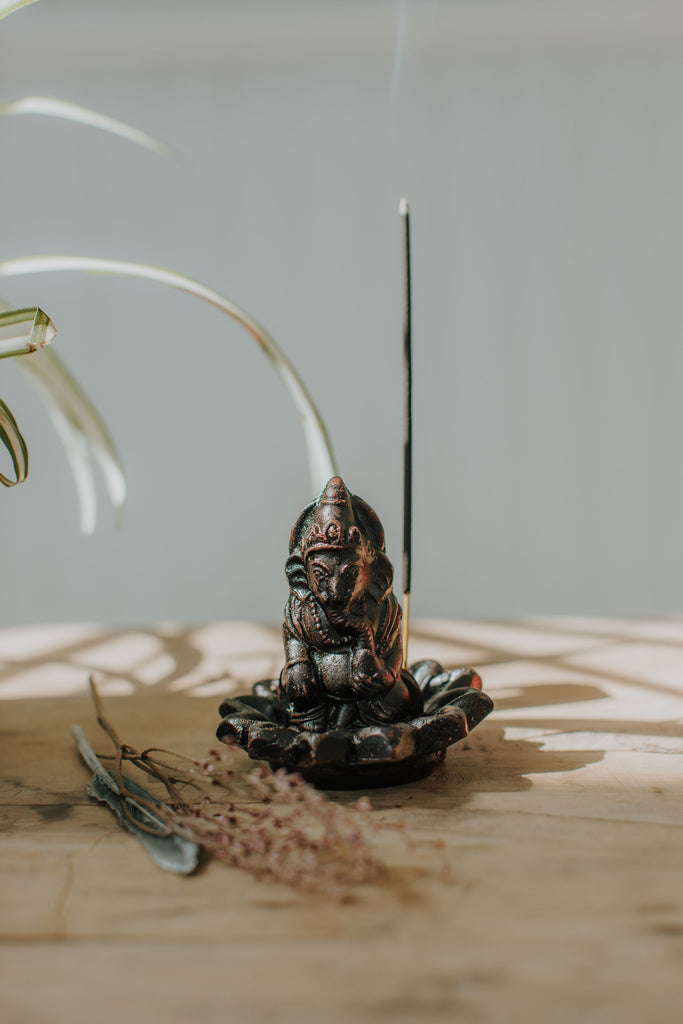 Clay Incense Holder Ganesh on Lotus